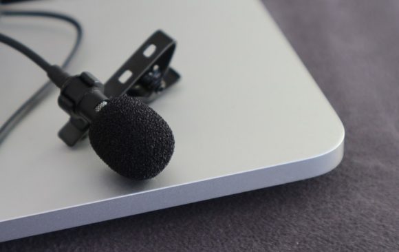 Lavalier microphone for live streaming